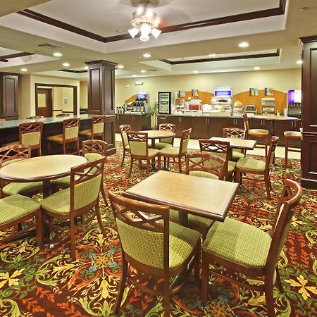 Holiday Inn Express Hotel & Suites Henderson - Traffic Star By Ihg Exterior photo