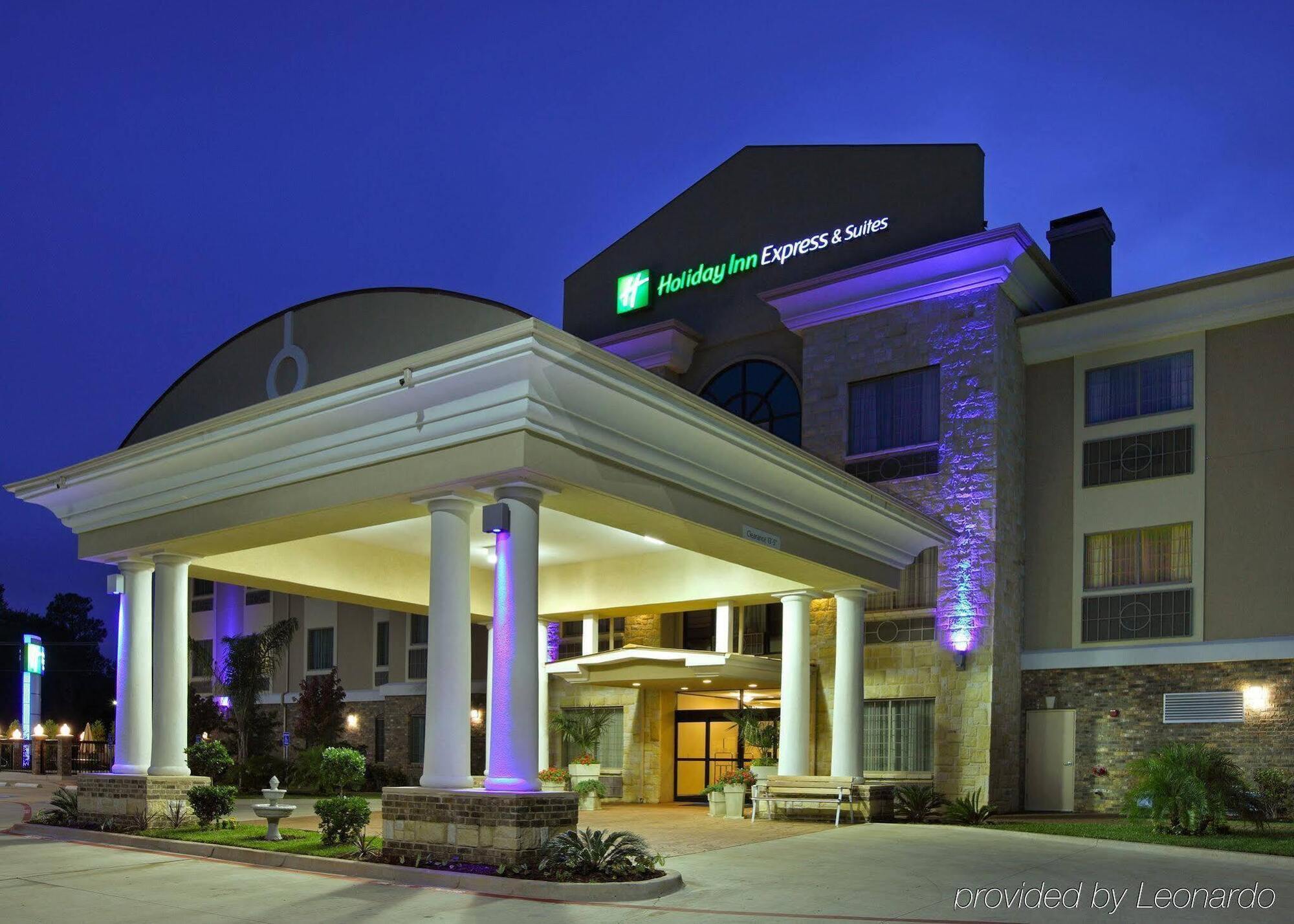 Holiday Inn Express Hotel & Suites Henderson - Traffic Star, An Ihg Hotel Exterior photo